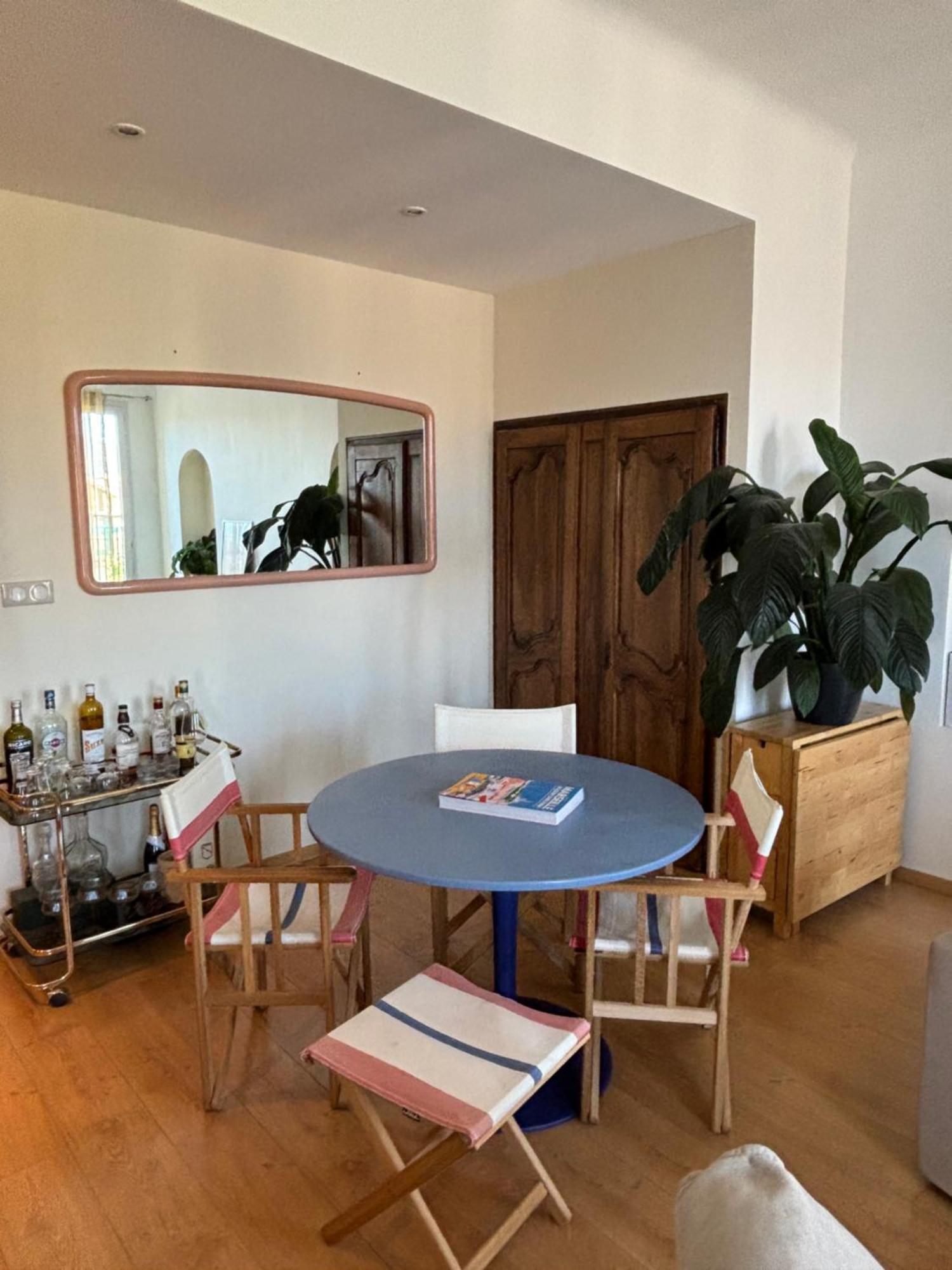 Room In Apartment In Palais Longchamp, Marseilles Buitenkant foto